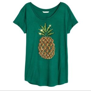 H&M Pineapple 🍍 green T-shirt